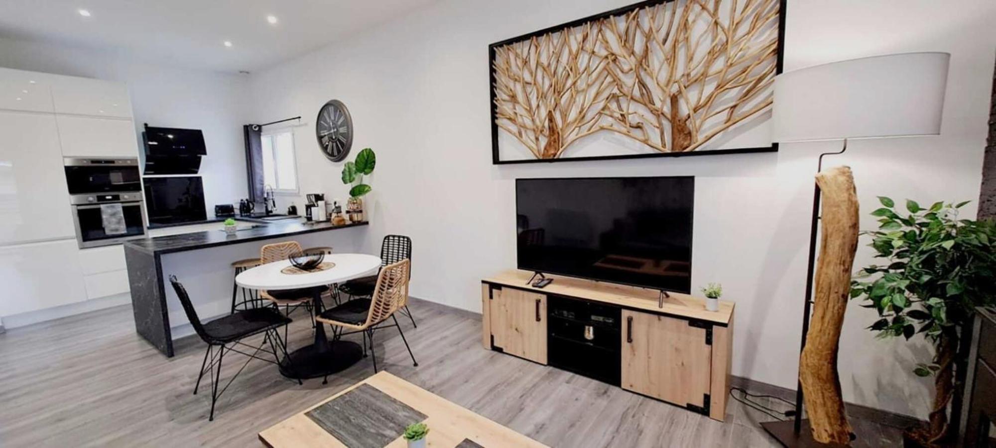 Black&White Home-By So'Serenityhome-Balcon-Parking Cluses Exterior foto