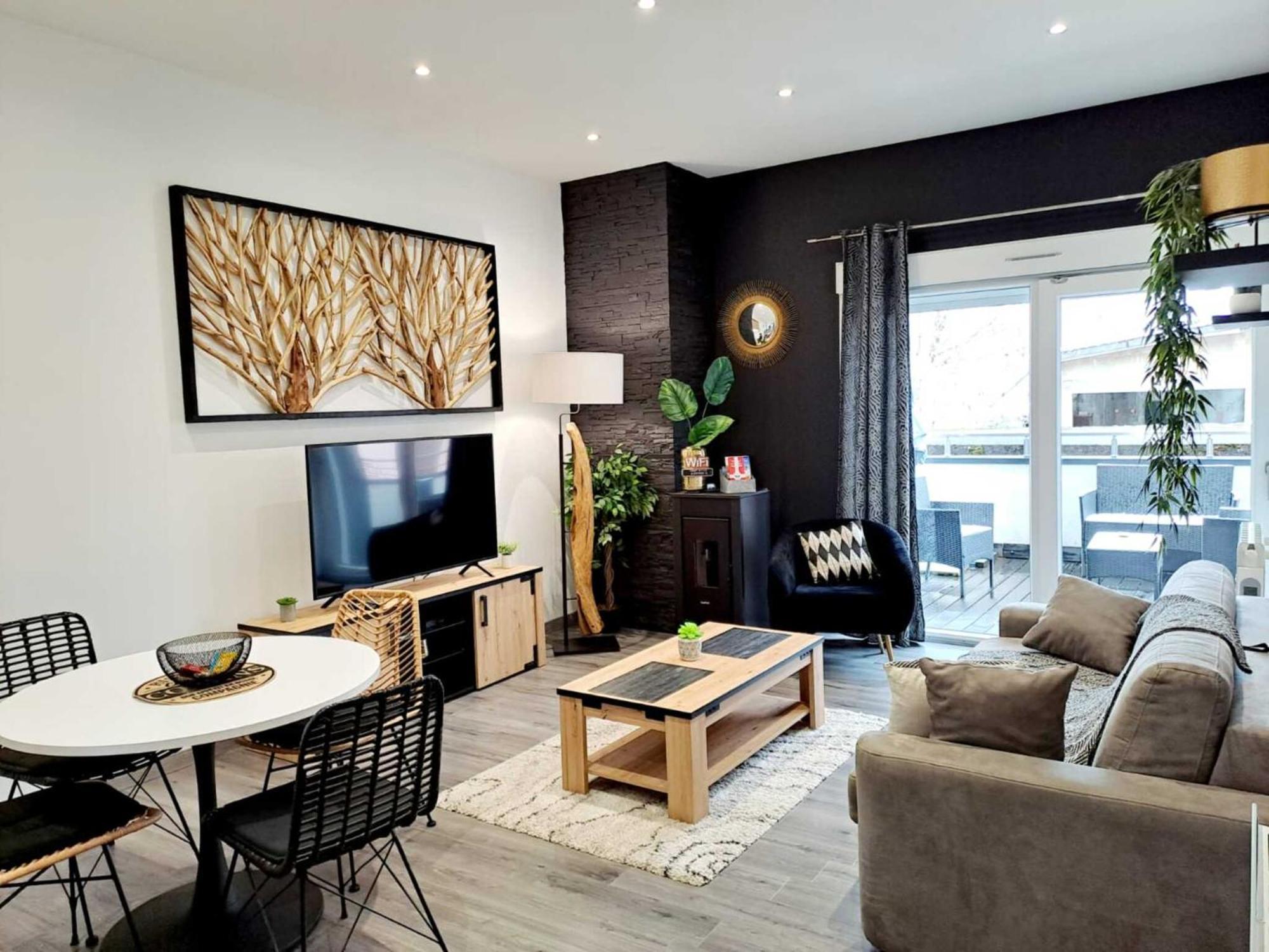 Black&White Home-By So'Serenityhome-Balcon-Parking Cluses Exterior foto